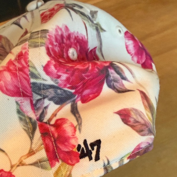 47 Brand Baltimore Oriels Women's Floral Cap - Picture 3 of 6